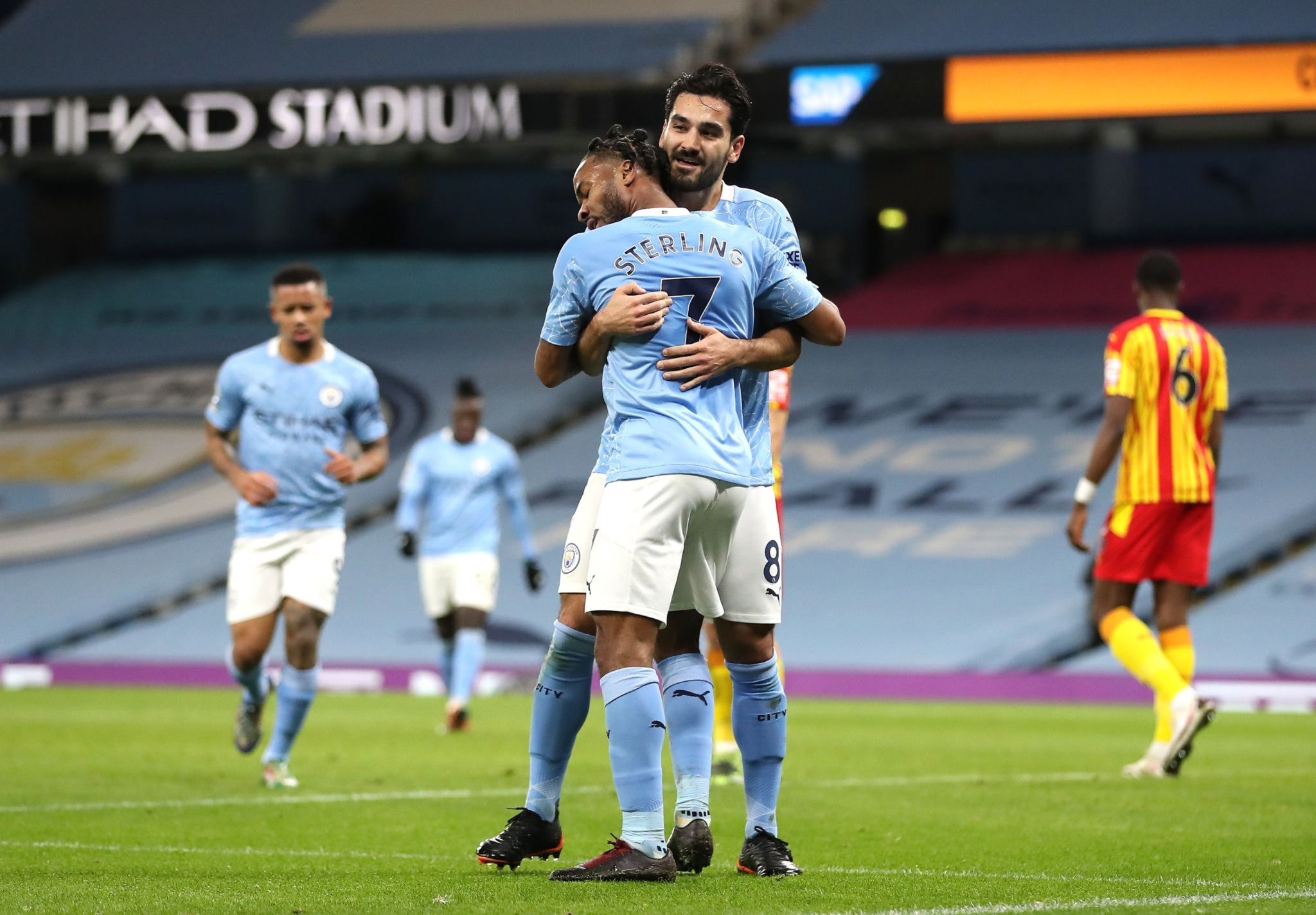 其再次成为 其再次成为